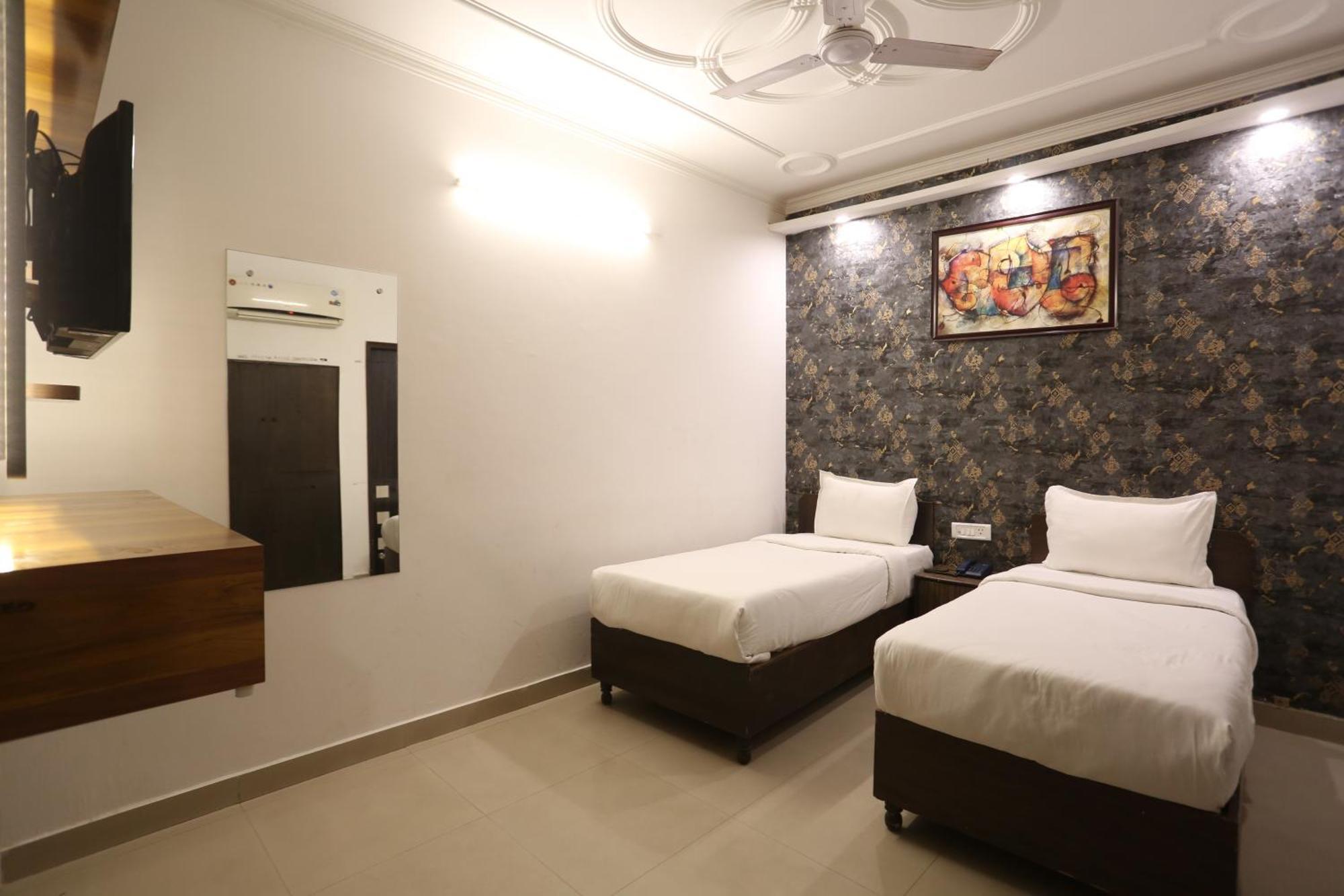 Backpackers - Ink Hotels Delhi Airport By Ss Group New Delhi Ngoại thất bức ảnh